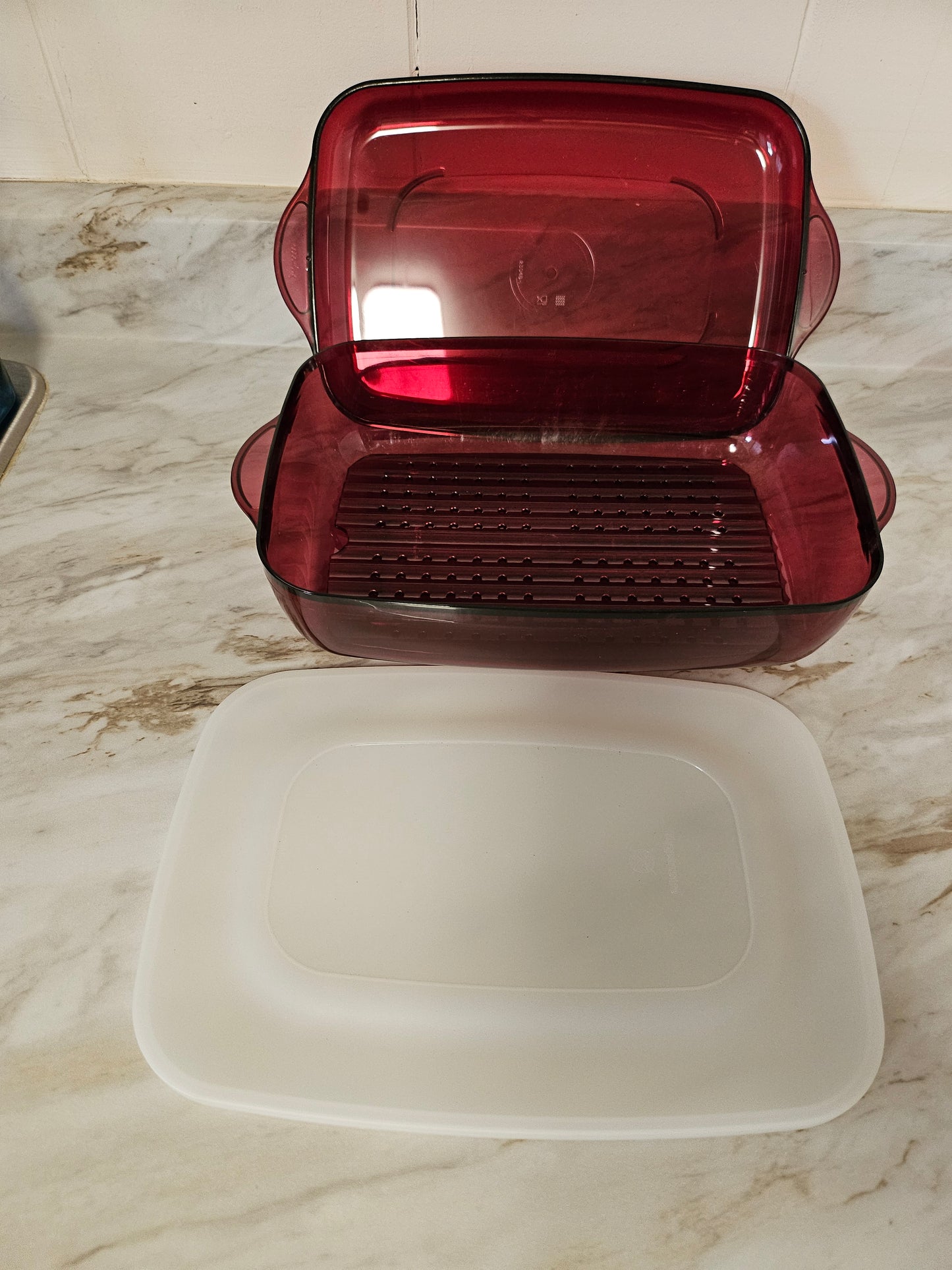 Tupperware Cook it 7 cup/1.7L Maroon