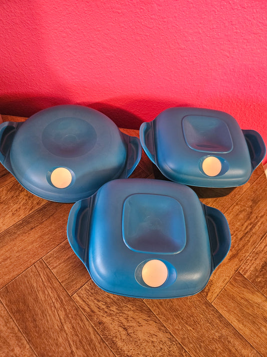Tupperware heat and serve Set of 3