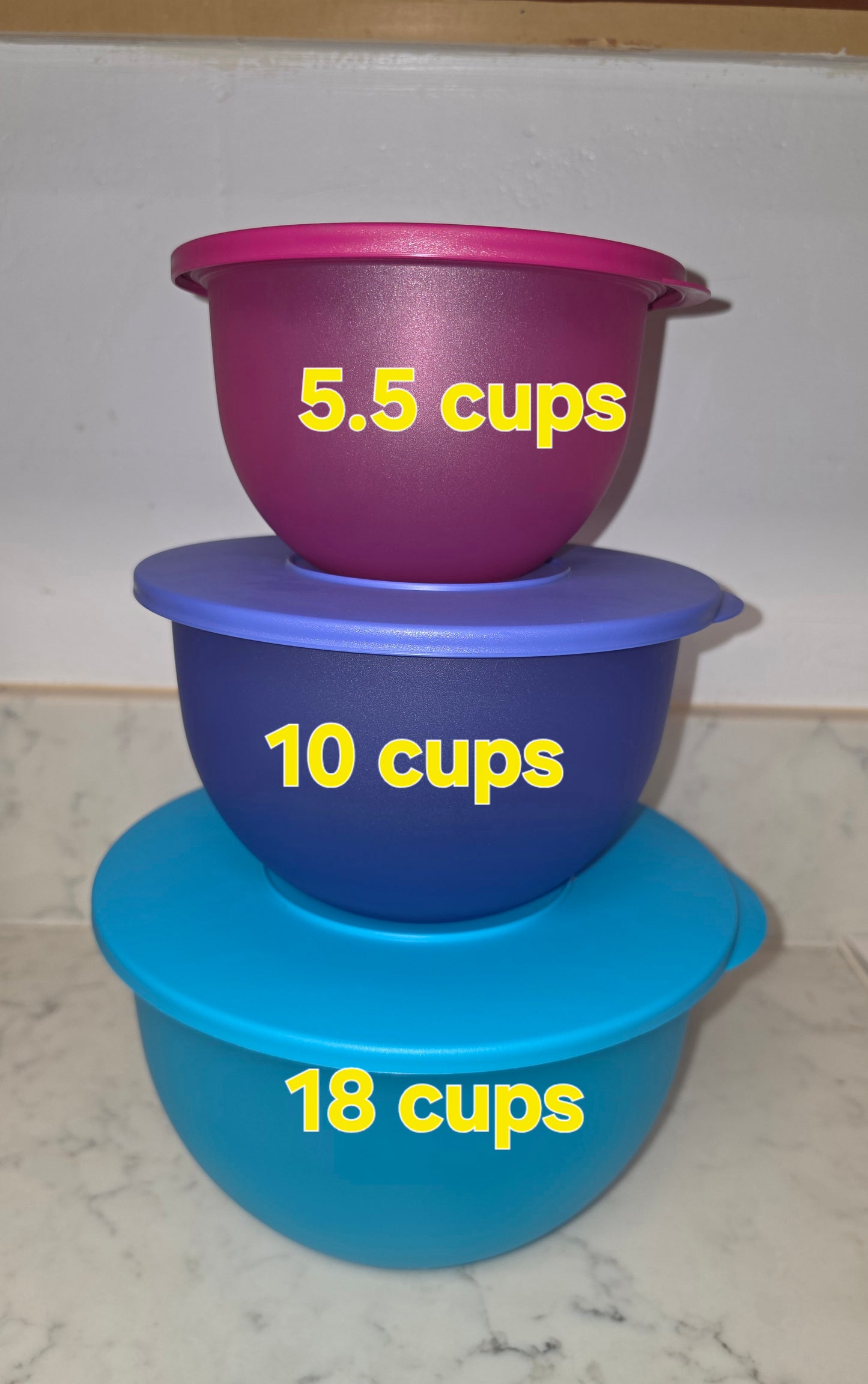 Tupperware 3 piece Impression Bowl Set